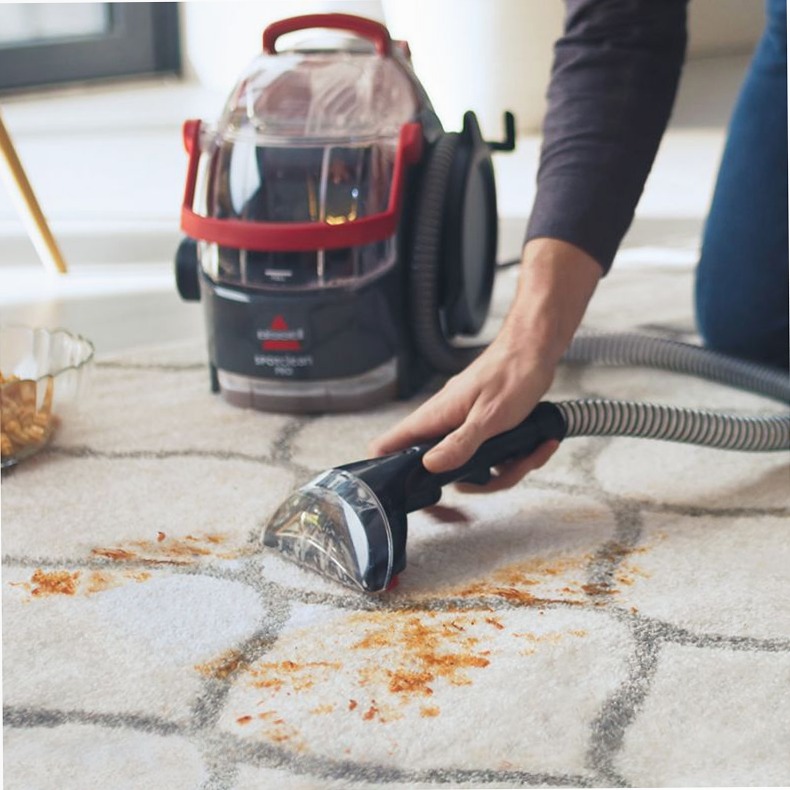 Pulizia veloce e efficace con BISSELL SpotClean Pro Nero 2.8lt 750W