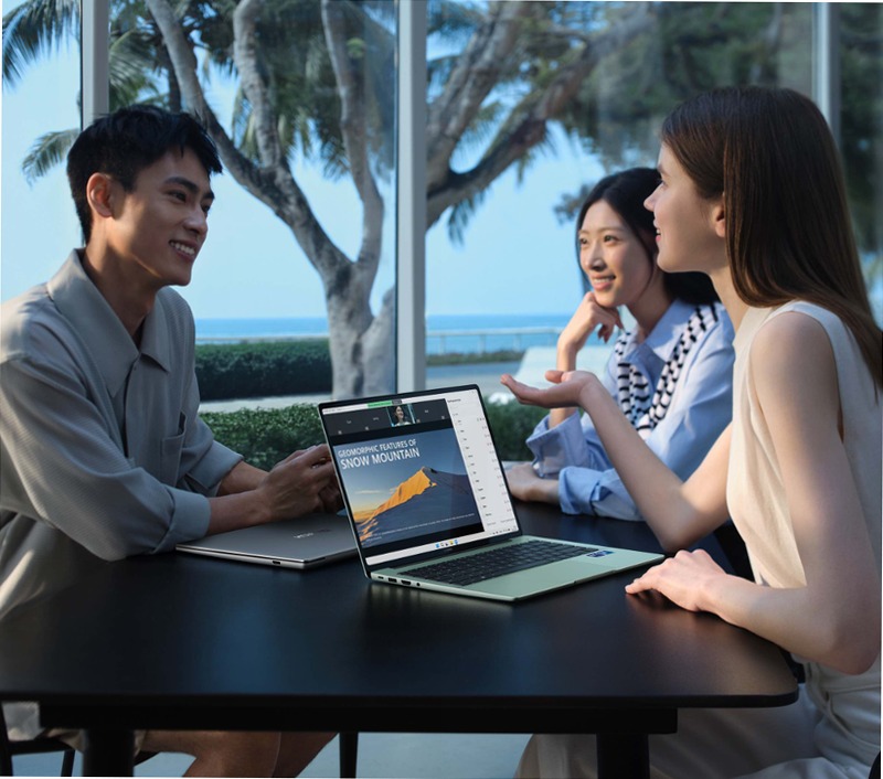 HUAWEI MateBook 14 Core Ultra 16 70 Wh (capacità nominale) Windows 14.2 pollici