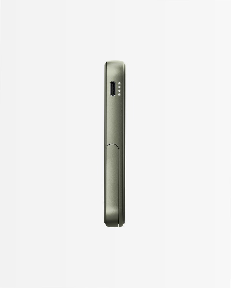 Magnetic Wireless Powerbank 5000 mAh - Dried Green