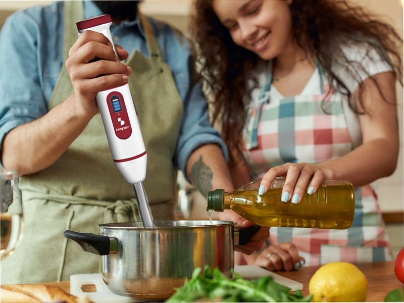 Frullatore a immersione ricaricabile USB