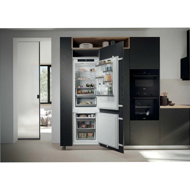 Frigorifero Combinato ID Titanium 2 - HBQW5518D Bianco Incasso