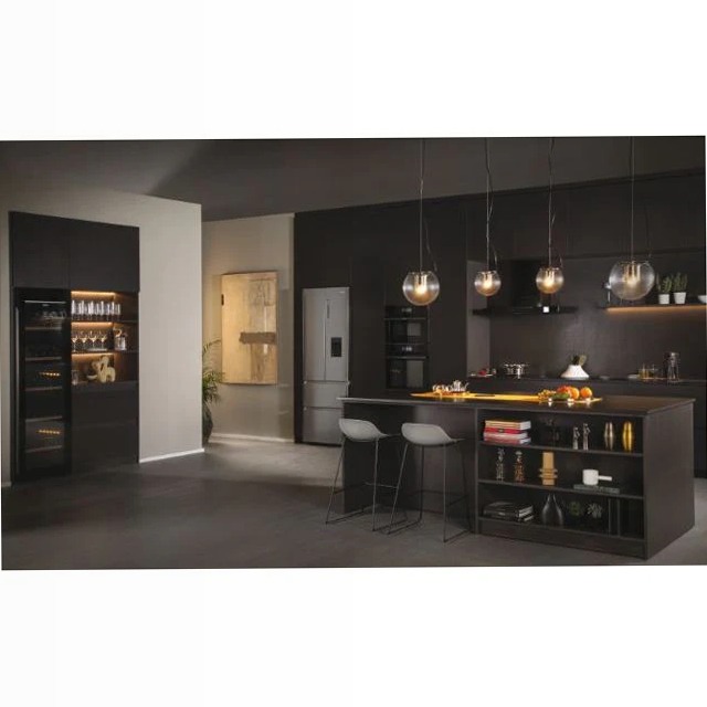 Frigorifero Multiporta FD 70 Serie 7 - HFW7720EWMP Grigio Multidoor Libera
