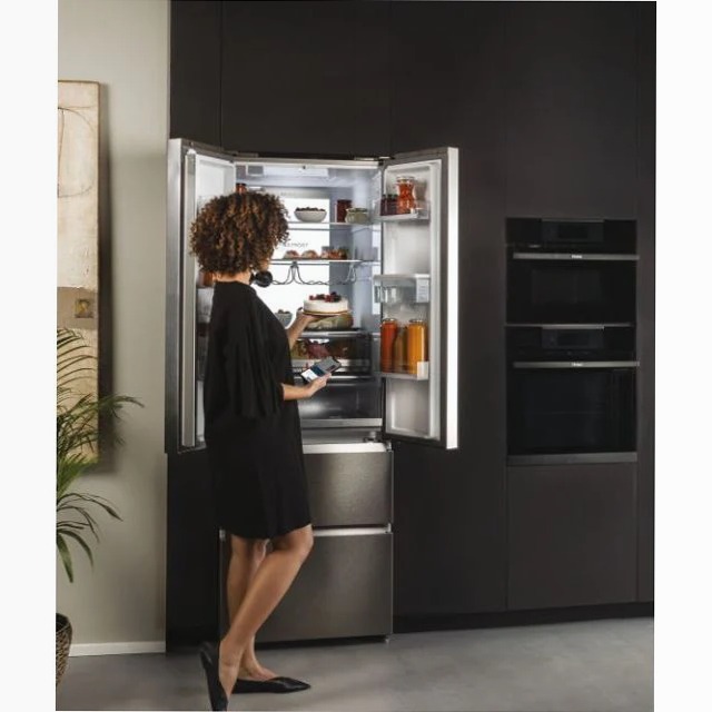 Frigorifero Multiporta FD 70 Serie 7 - HFW7720EWMP Grigio Multidoor Libera