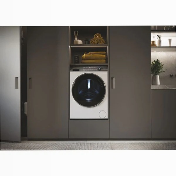 Lavatrice a carica frontale I-Pro Serie 7 Plus Bianco Libera
