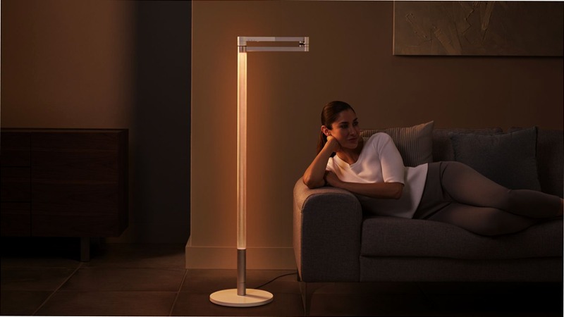 Lampada da terra Dyson Solarcycle Morph (Nero/Ottone)