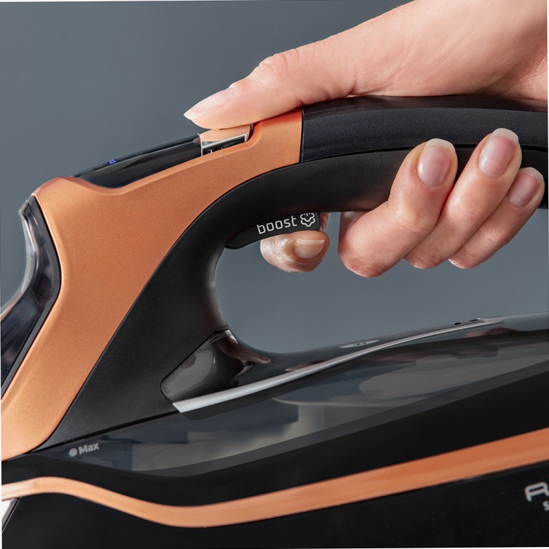 Steamforce Pro - Ferro da Stiro a Vapore 2690w