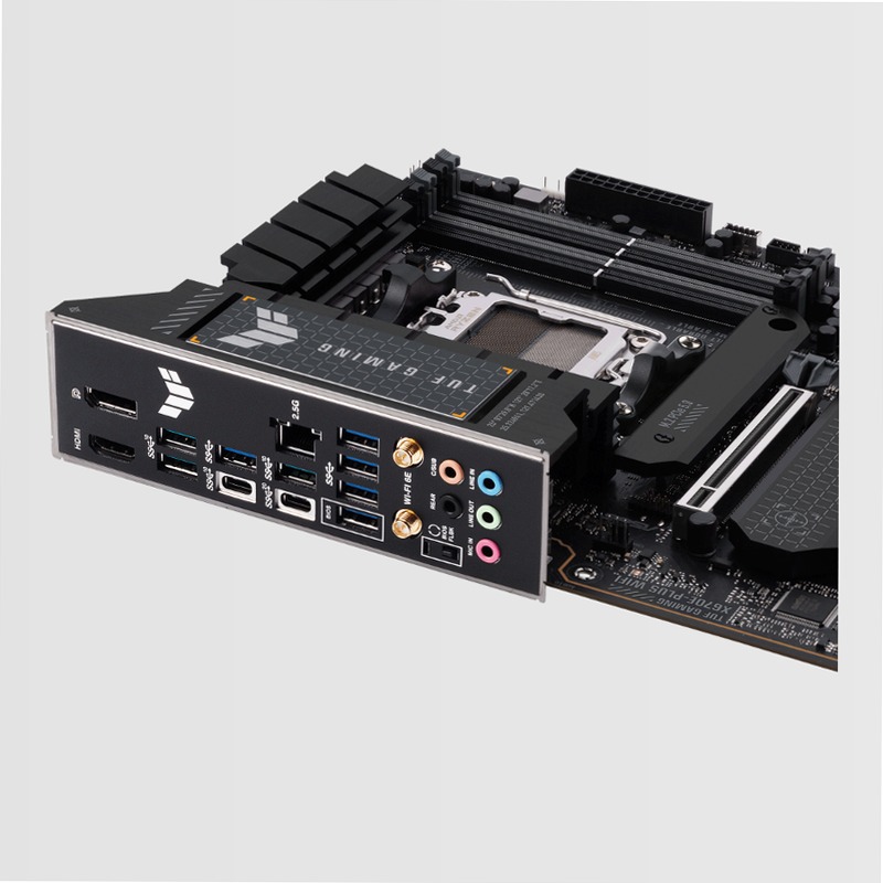 TUF GAMING X670E-PLUS WIFI AMD DDR5 AM5 ATX