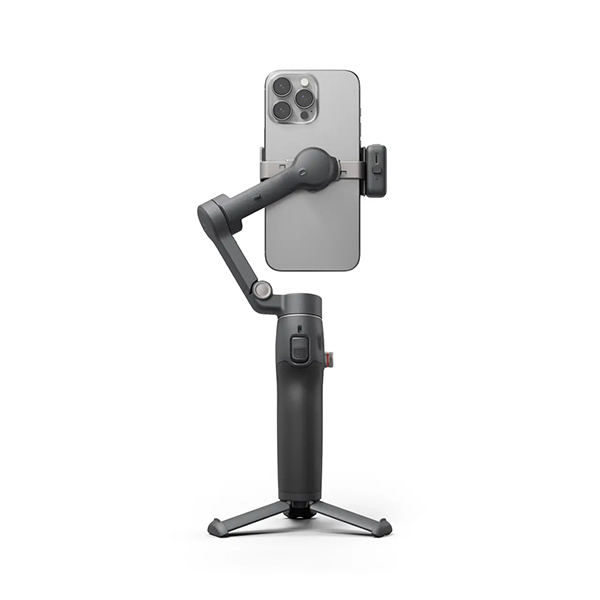 DJI Osmo Mobile 8 - Stabilizzatore per Vlogging
