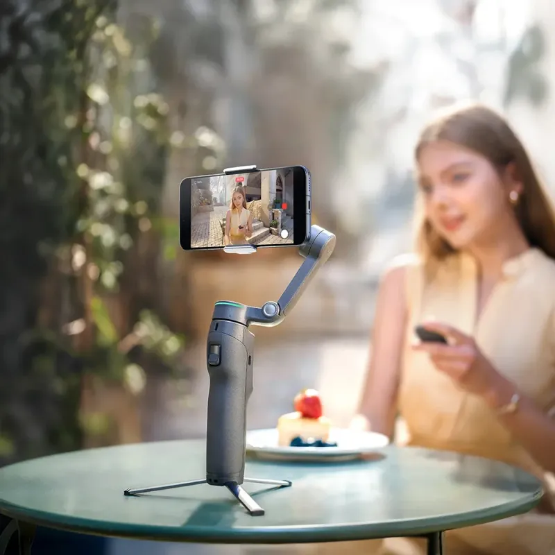DJI Osmo Mobile 8P Standard Combo