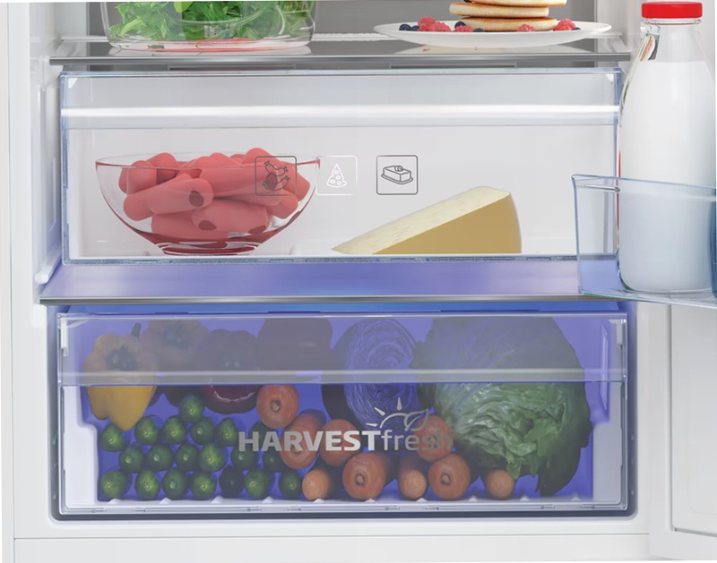 BCNA306E3SN: Frigorifero Combinato Total No-Frost Bianco 193.5lt Incasso