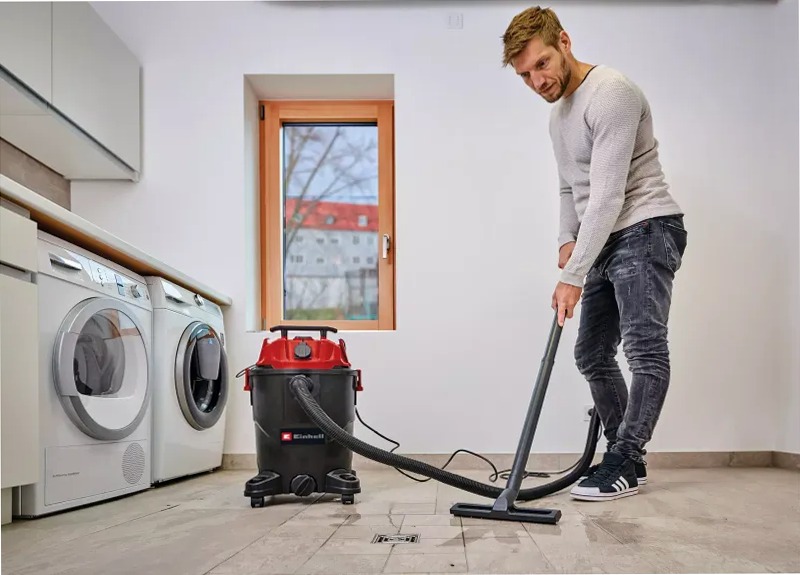 Einhell Aspirasolidi e liquidi TC-VC 3055 A