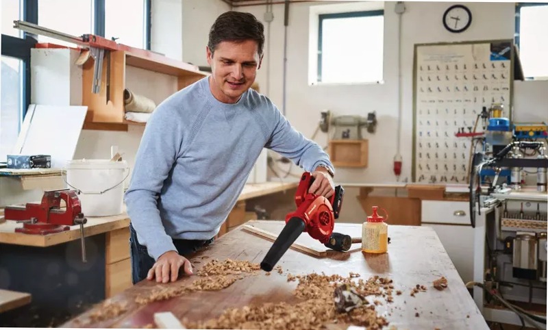 Einhell Soffiatore a Batteria TE-CB 18/180 Li-Solo