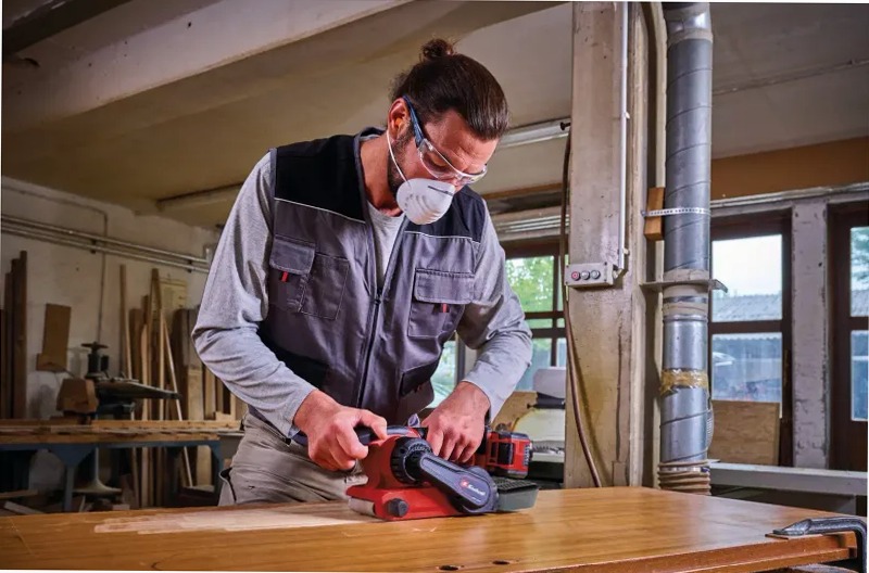 Einhell Levigatrice a Nastro a Batteria TP-BS 18/457 Li BL