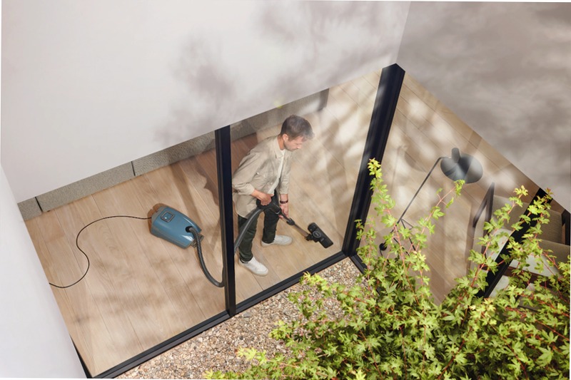 Guard L1 - Aspirapolvere Blu Nordico