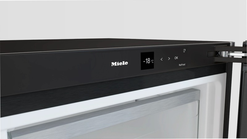 FNS 4782 D - Congelatore Side-by-Side Nero