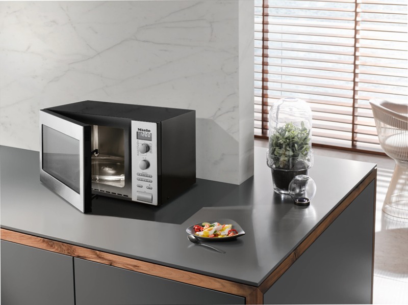 Forno a microonde M 6012 SC Acciaio