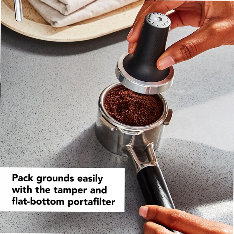 Macchina semiautomatica per espresso Metal KitchenAid® Titanio