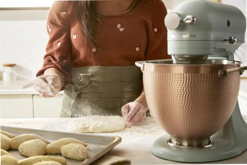 2022 Design Serie Blossom Tilt-Head Stand Mixer