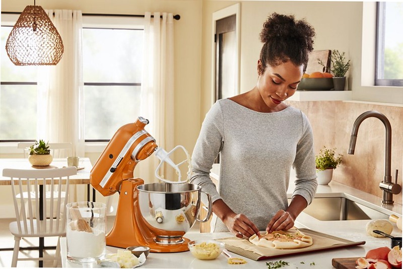 2021 Colore dell'anno - Miele per il KitchenAid® Artisan Stand Mixer Ambra