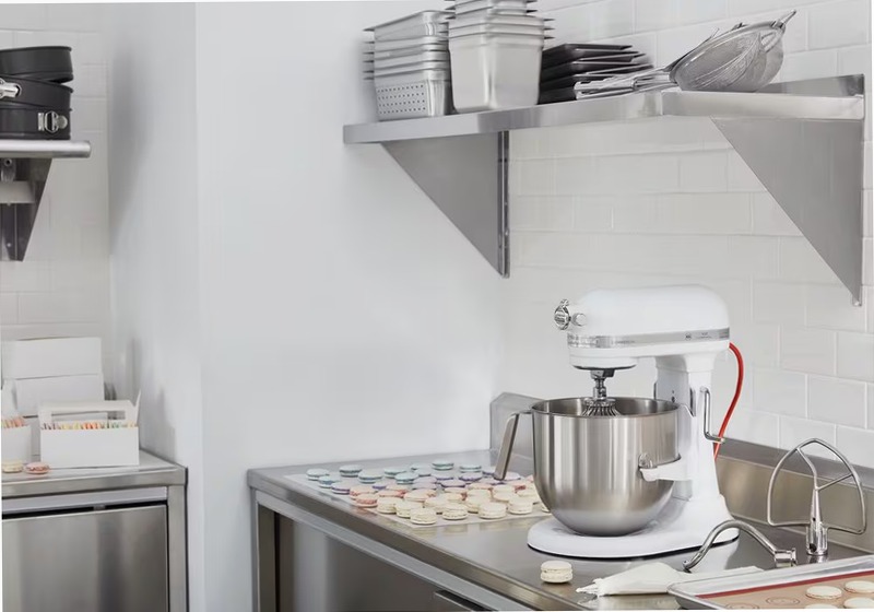 KitchenAid® NSF Certified® Commercial Series 8 Quart Bowl Lift Stand Mixer