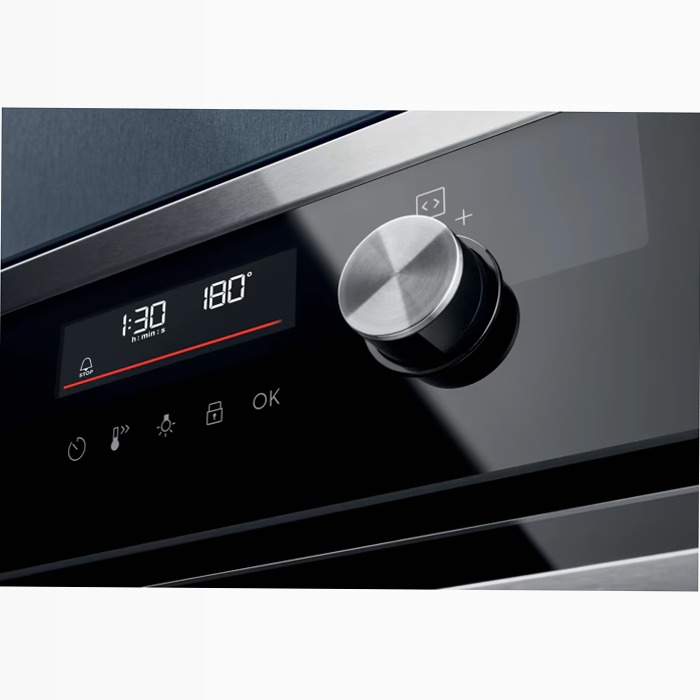 Forno Multifunzione Serie 500 SurroundCook con SteamBake