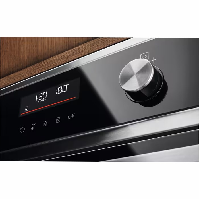 Forno Multifunzione Serie 500 SurroundCook con SteamBake con pulizia pirolitica