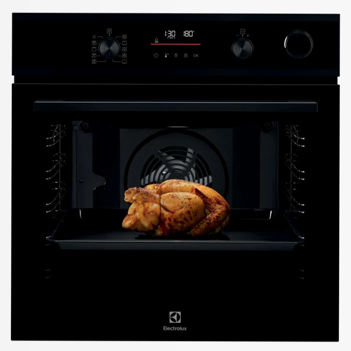 Forno A vapore Serie 600 SenseCook con SteamCrisp con pulizia pirolitica