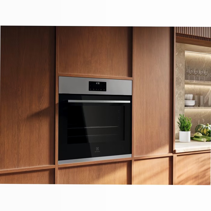 Forno Multifunzione Serie 500 SurroundCook con pulizia pirolitica