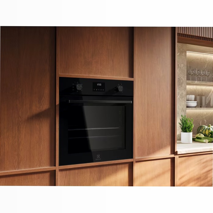 Forno Multifunzione Serie 300 con pulizia pirolitica