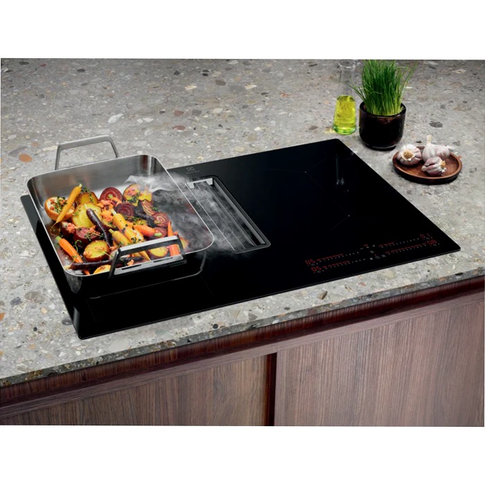 Piano ad induzione con cappa integrata XT Bridge Ricircolo ed evacuazione