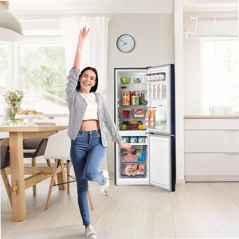 Frigorifero Comfee RCB169DK2(E) - 174 L, Low Frost e LED Combinato 174lt Libera