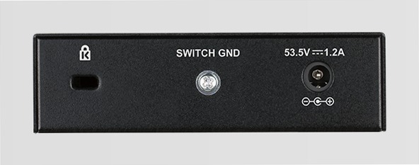 Switch D-Link DES-1005P - 5 Porte PoE Fast Ethernet 5 Gigabit