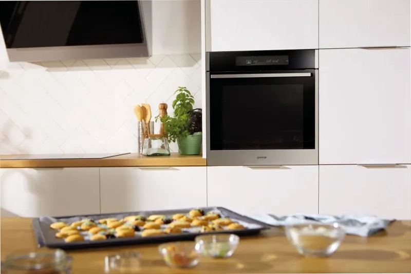 Forno multifunzione BO758A23BG A Nero
