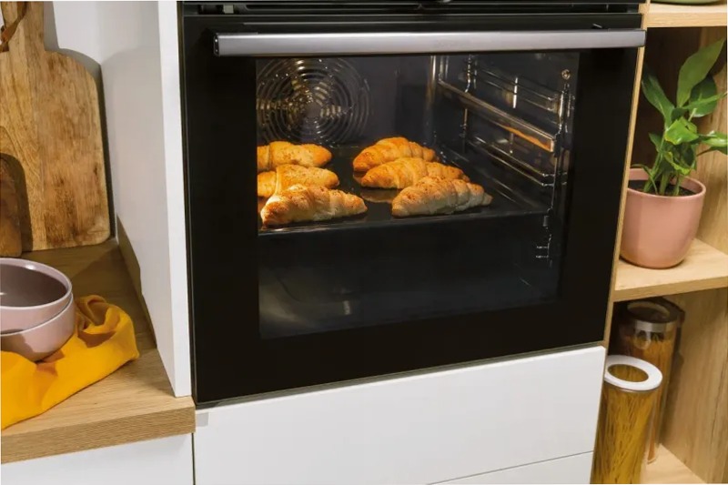 Forno multifunzione BOS6737E06WG A Bianco