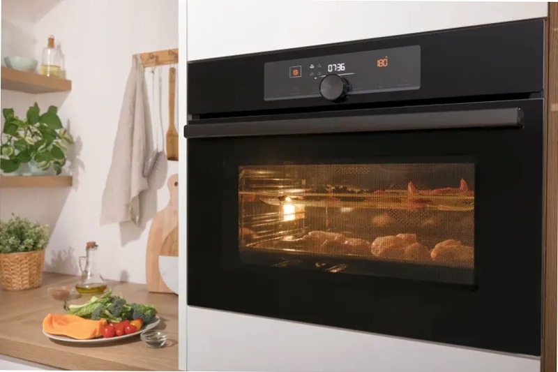 Forno Combinato a Microonde BCM4547A10BG Nero