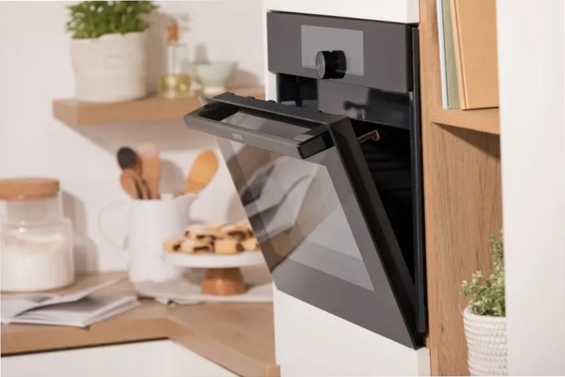 Forno Combinato a Microonde BCM4547A10BG Nero