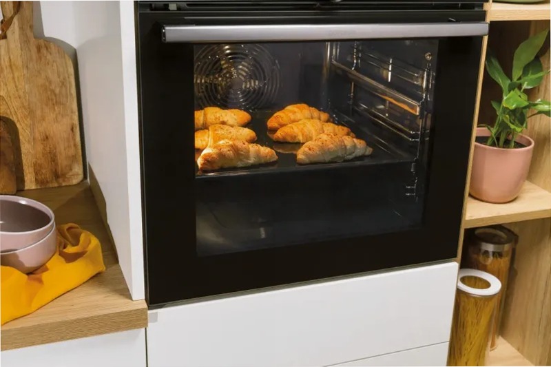 Forno multifunzione BOS6737E13BG A Nero