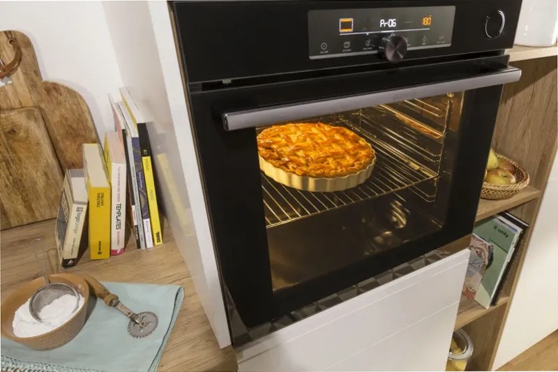 Forno multifunzione BOS6737E13BG A Nero