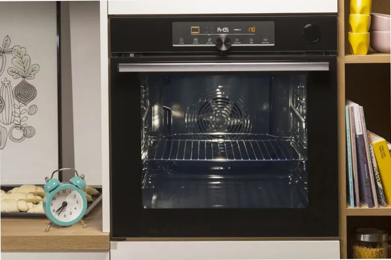 Forno multifunzione BO6727E03X A Inox