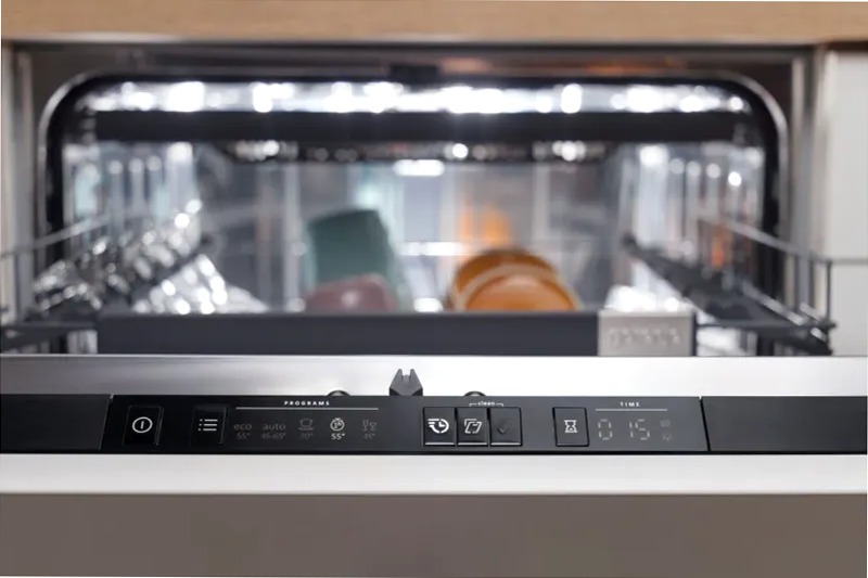 Lavastoviglie a scomparsa totale GV661C60 16