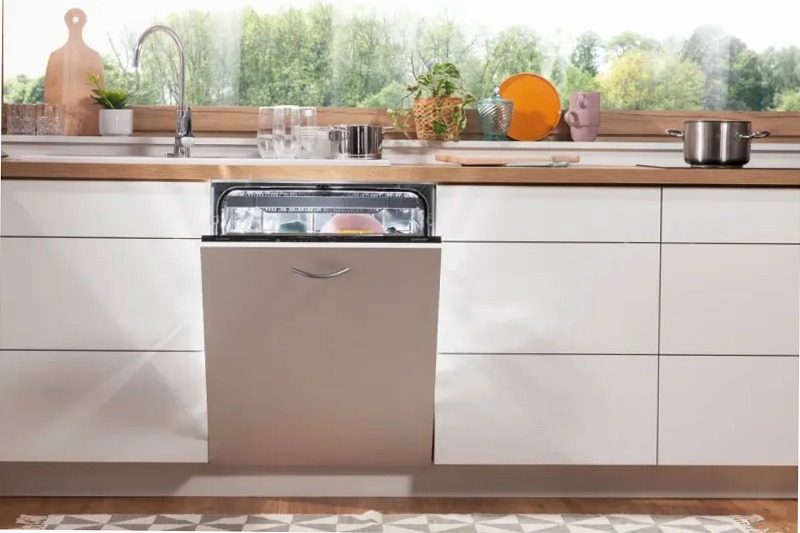 Lavastoviglie a scomparsa totale GV672C62 16