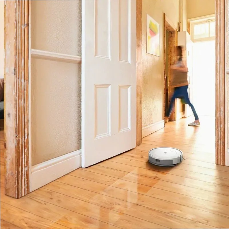 Roomba Combo Essential Mist - Pulizia intelligente e completa 120w
