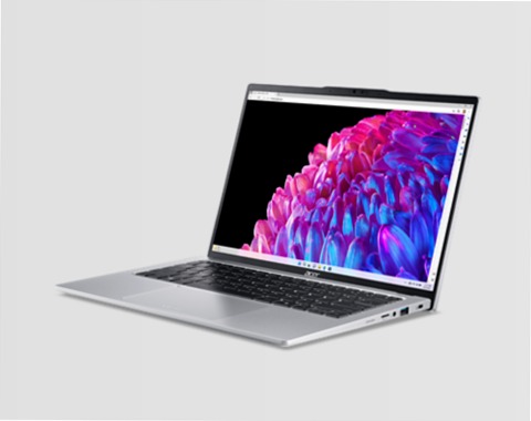 Acer Swift Go 14 OLED - Argento 16 1TB Windows 2880 x 1800