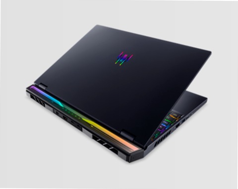 Predator Helios 18 Notebook Gaming 16 18 pollici