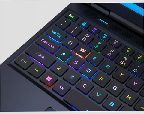 Predator Helios 18 Notebook Gaming 16 18 pollici