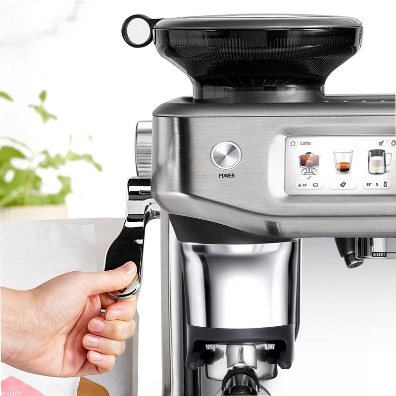 the Barista Touch™ Impress - Estrarre il Caffè Freddo con Perfezione