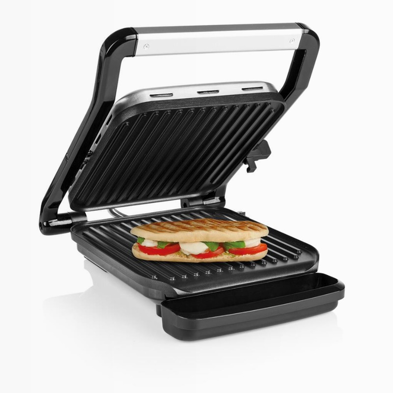 Tristar GR-2844 - Grill a Contatto Elegante e Versatile
