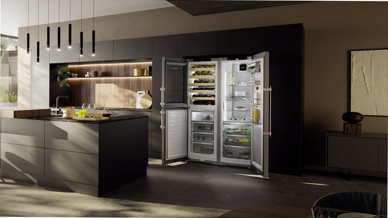 XRCst 5295 peak BioFresh NoFrost Combinazione side-by-side con scomparto per il temperaggio dei vini