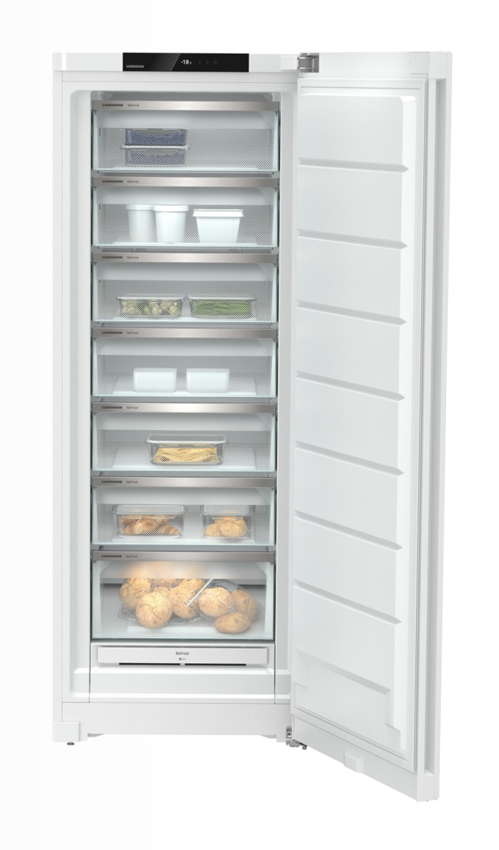 FNc 7227 Plus NoFrost Congelatore Autonomo Bianco