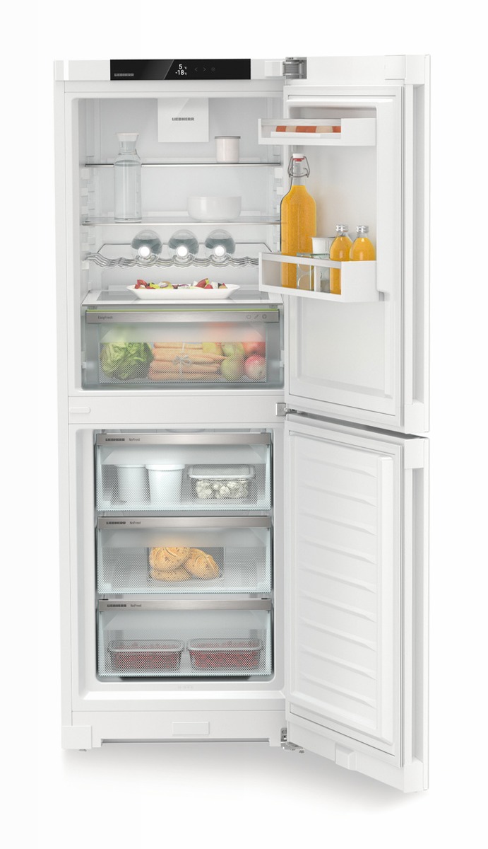 CNc 5023 plus NoFrost Combinazione frigo-congelatore con EasyFresh e NoFrost